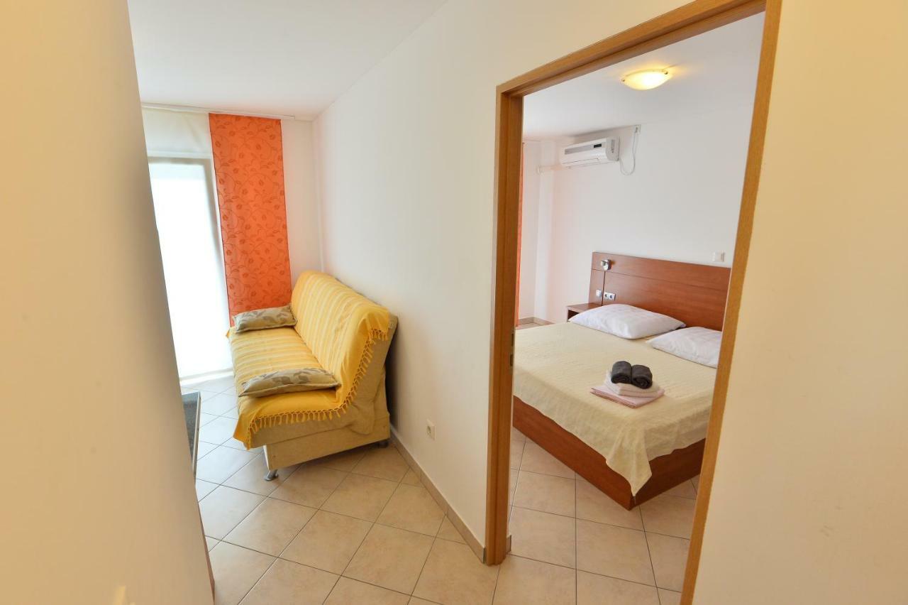 Apartmani Smiljanic Стариград-Пакленица Екстериор снимка